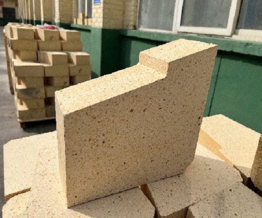 Low Porosity High Strength Alumina Brick – Stable Lining Refractory for Industrial High-Temperature Kilns