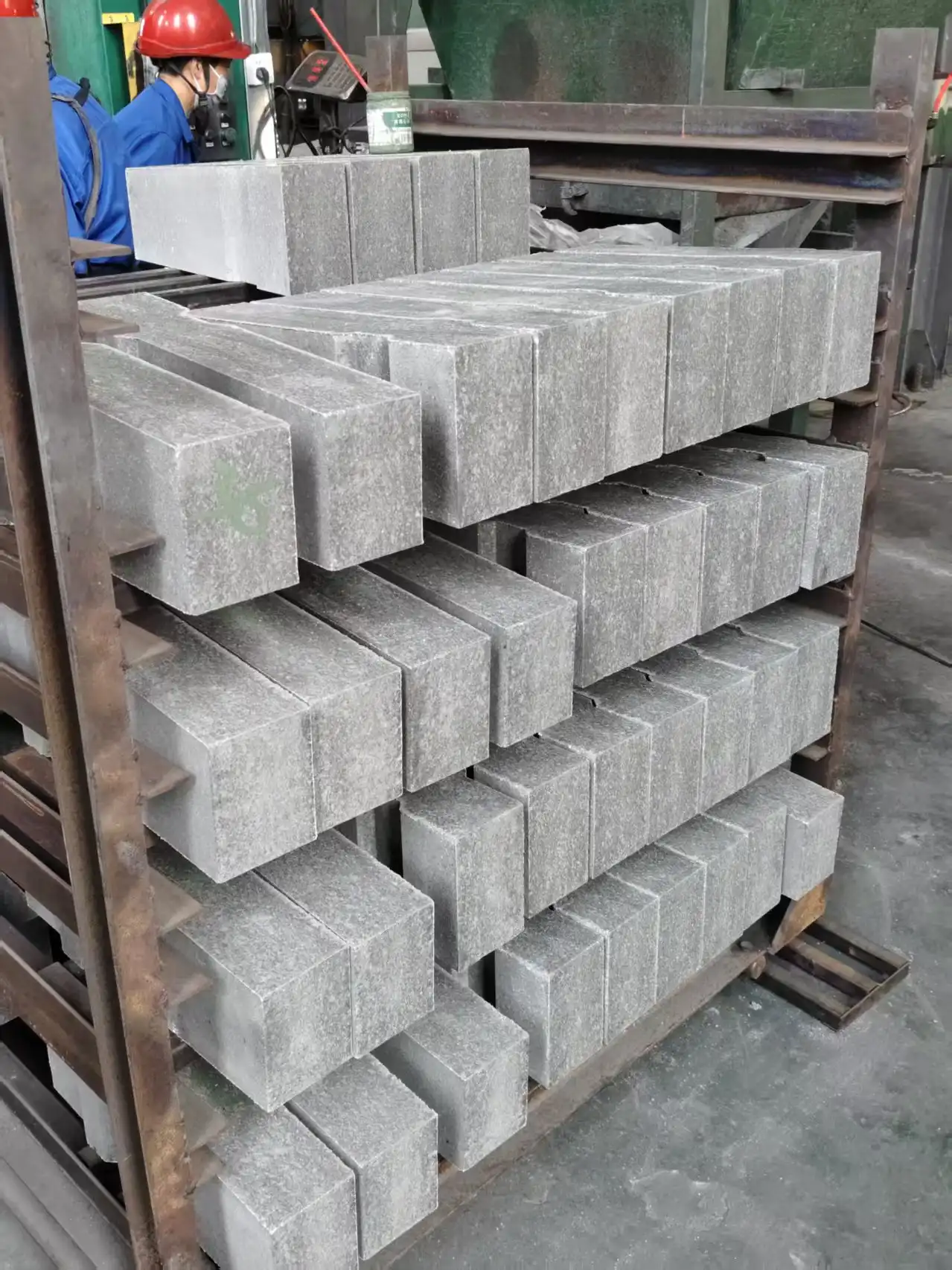 Operating at Full Capacity with Efficient Order Fulfillment – Prompt Shipment of Refractory Bricks for All Client Requirements